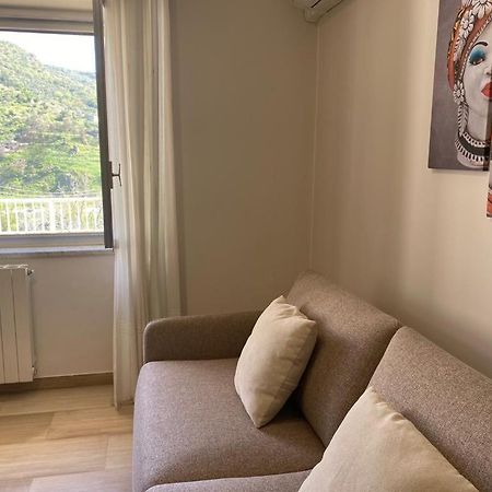 Ferienwohnung Casa Di Lucia Forza dʼAgro Exterior foto