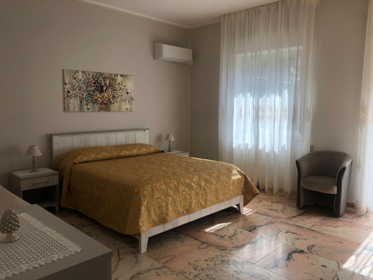 Ferienwohnung Casa Di Lucia Forza dʼAgro Exterior foto