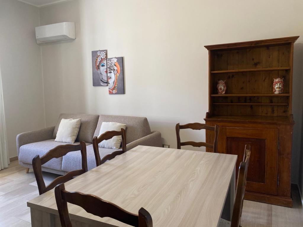 Ferienwohnung Casa Di Lucia Forza dʼAgro Exterior foto